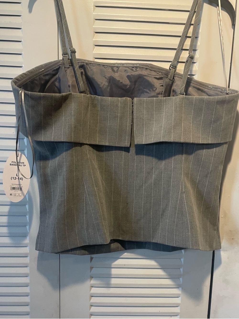 Scoop Pinstripe Fold-Over Bandeau Top
Medium Heather Grey with back zipper